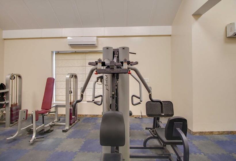 בית מלון כפרי Maulik Mansion Resort