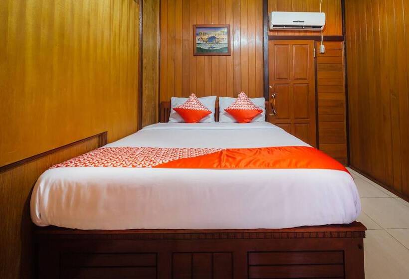 هتل Oyo 1300 Crecia Residence