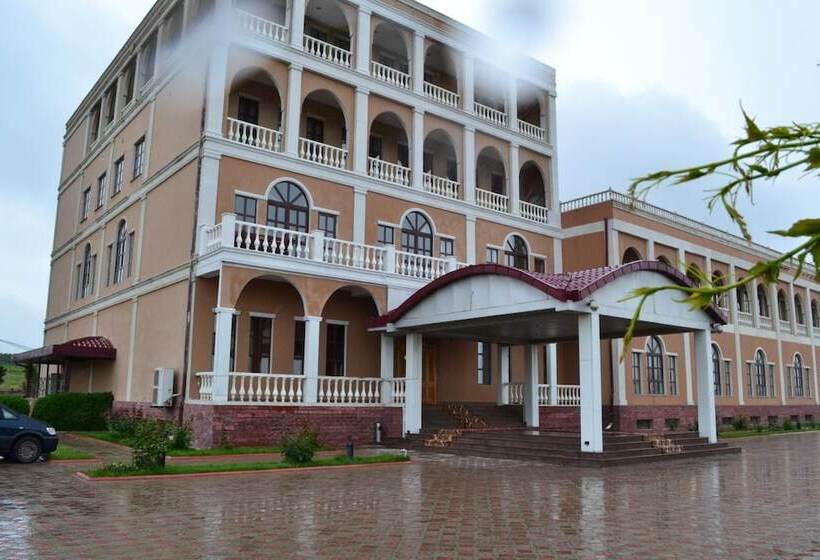 هتل Remi Khudjant