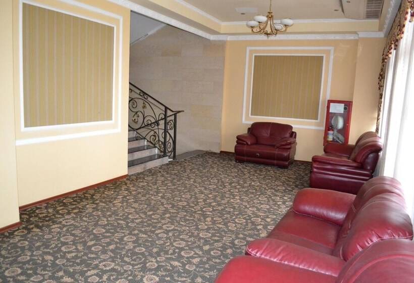 هتل Remi Khudjant