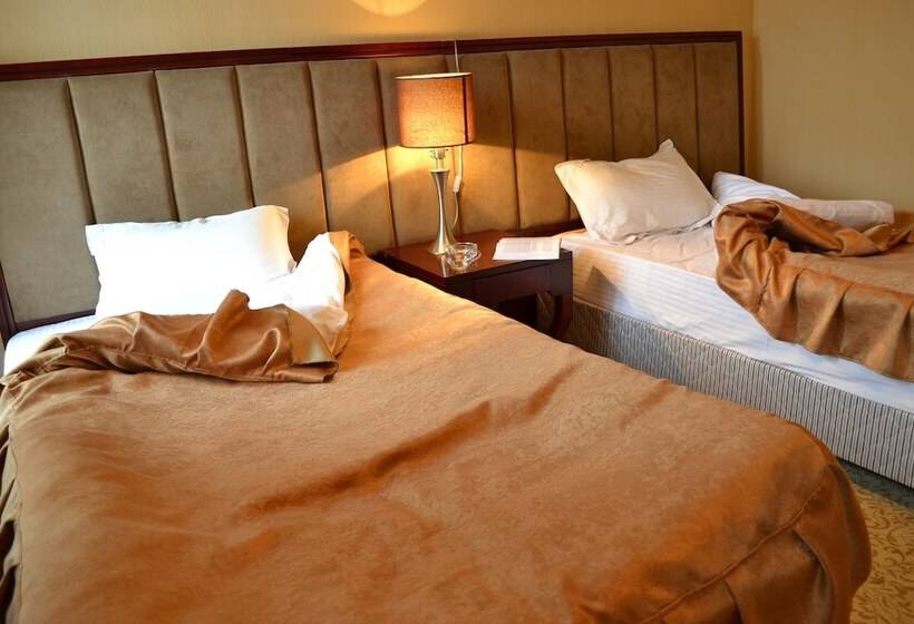 هتل Remi Khudjant