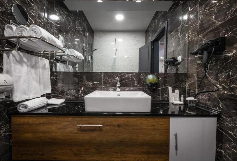 هتل Sky Gevgelija