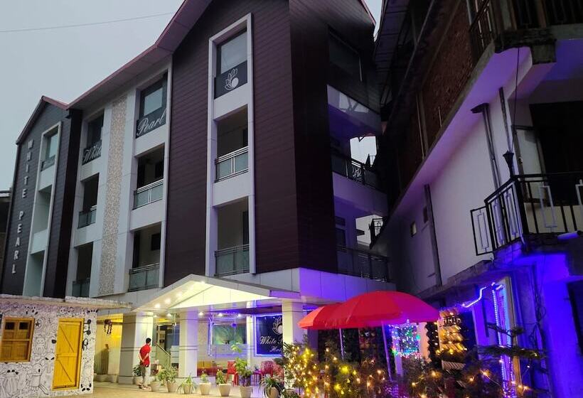 هتل White Pearl