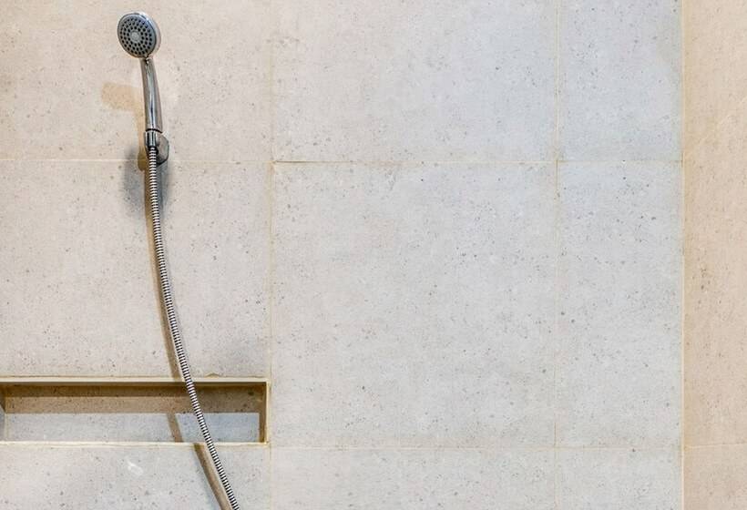 膳宿费 Reddoorz Plus Near Taman Ismail Marzuki