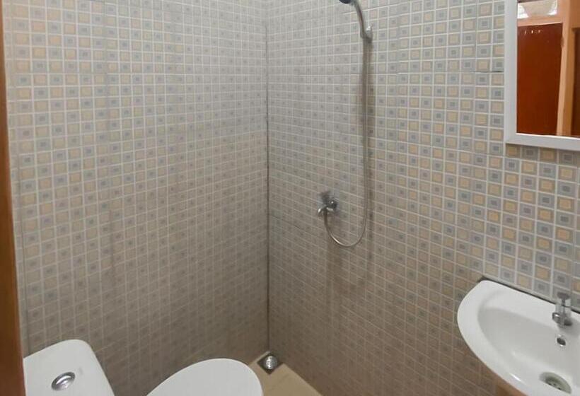 膳宿费 Residences By Reddoorz Near Taman Safari