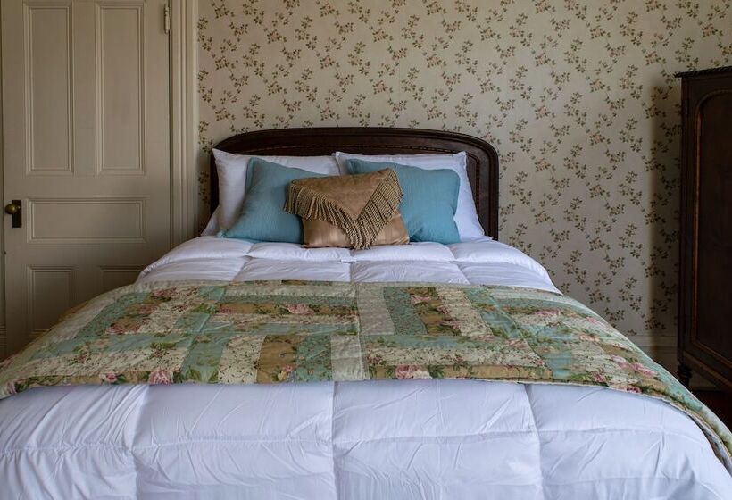 مبيت وإفطار The Shepherd's Inn