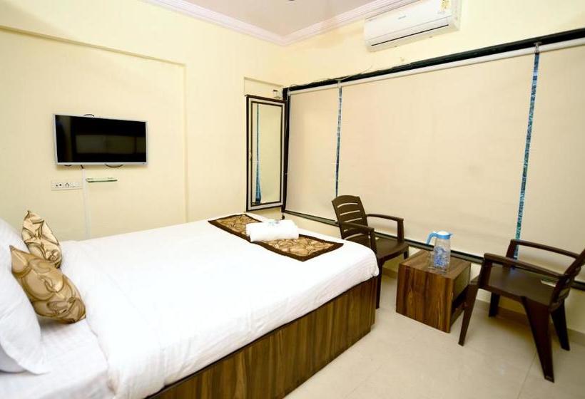 فندق Lalsai Residency Andheri