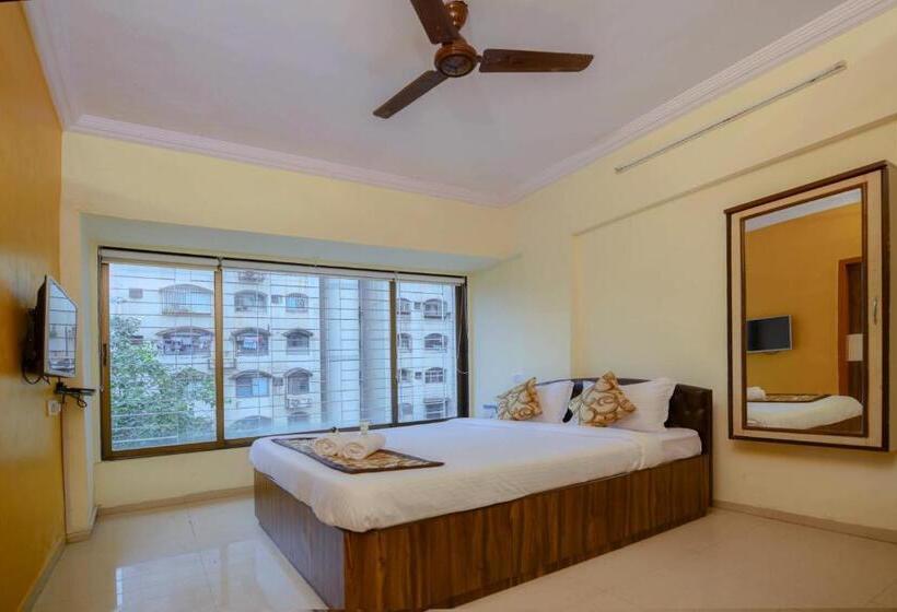 فندق Lalsai Residency Andheri
