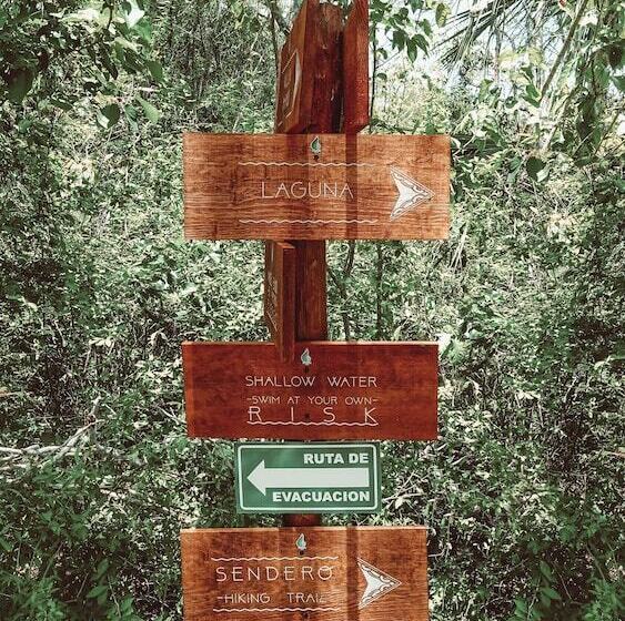 Mbh Maya Bacalar Hotel Boutique