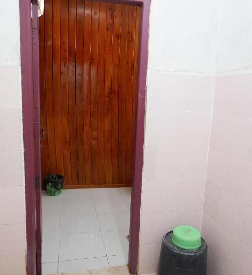 בית מלון כפרי Song Lao Guesthouse