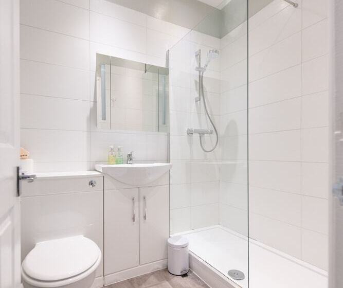 Отель Tyn Y Coed Inn