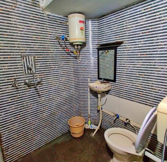 Отель Varah Square Guest House