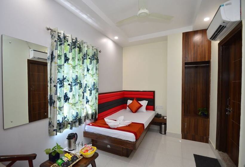 Отель Zen Rooms Alwar