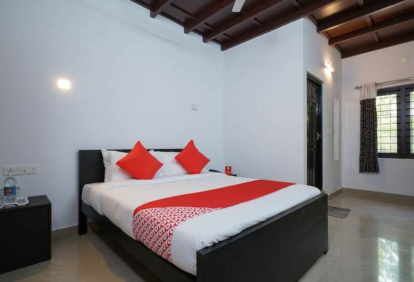 Пансион Capella Saas Calicut