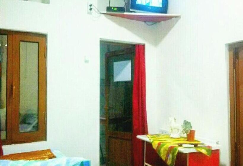 Пансион History Guest House