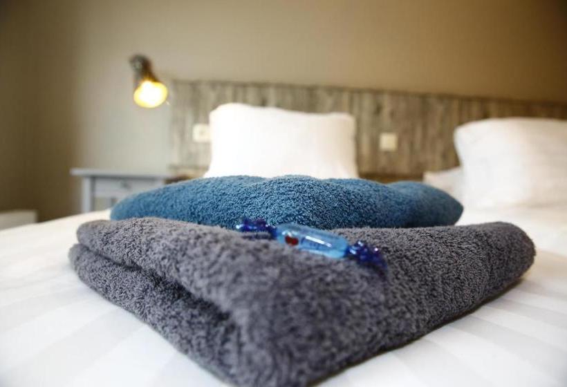 ベッドアンドブレックファースト Au Monty