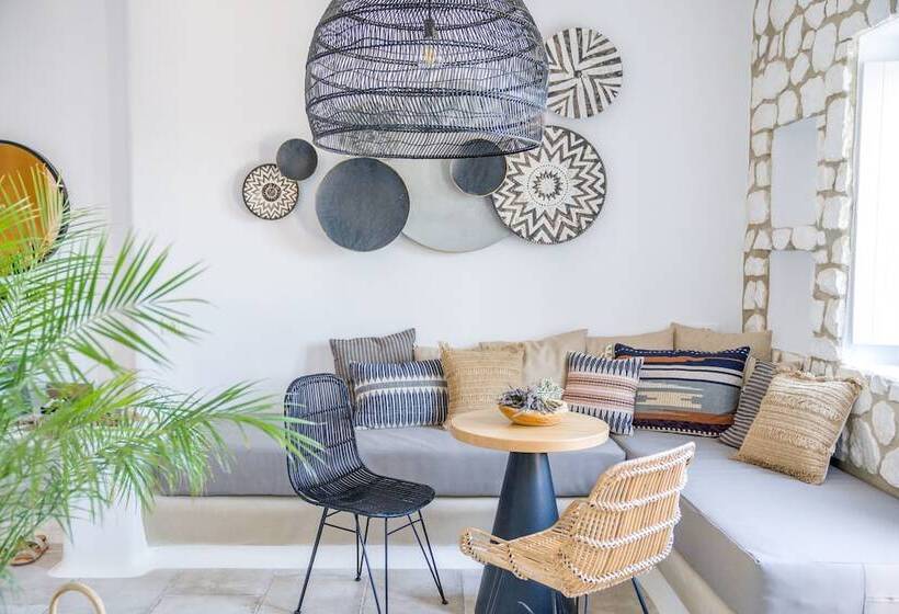 Euphoria Chora Naxos