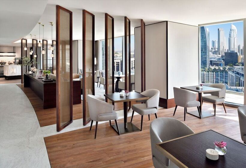 酒店 Address Sky View