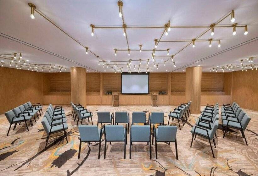 هتل Andaz Dubai The Palm