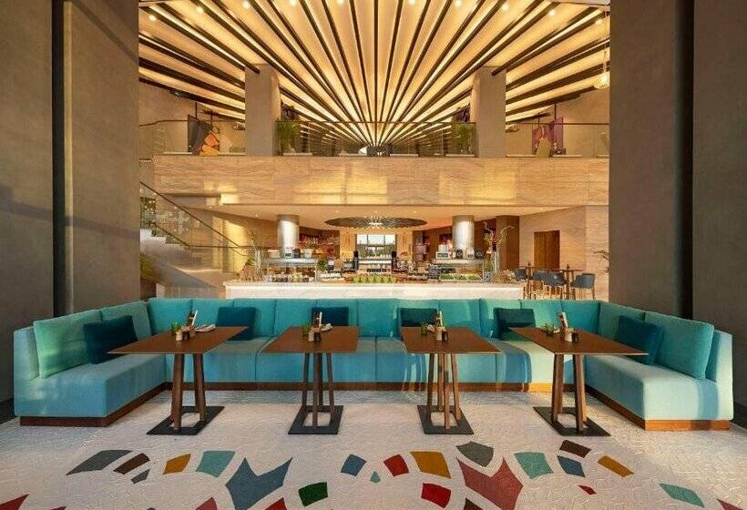 هتل Andaz Dubai The Palm