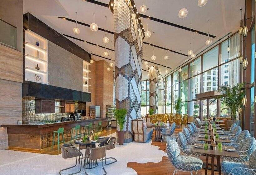 هتل Andaz Dubai The Palm