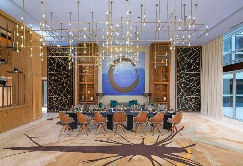 هتل Andaz Dubai The Palm