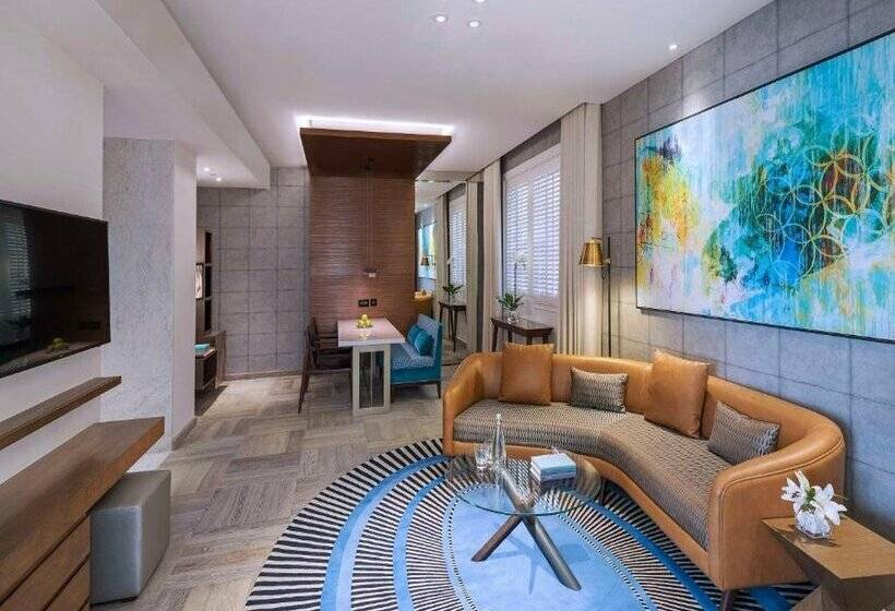 هتل Andaz Dubai The Palm