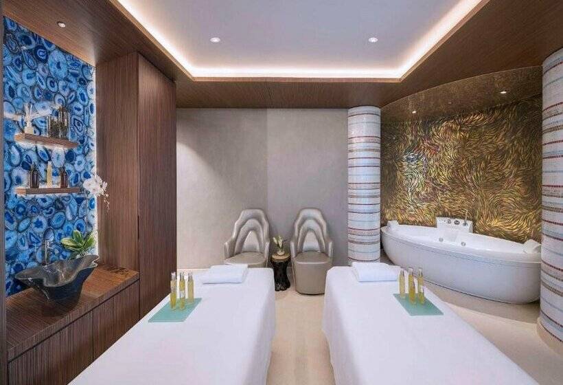 هتل Andaz Dubai The Palm