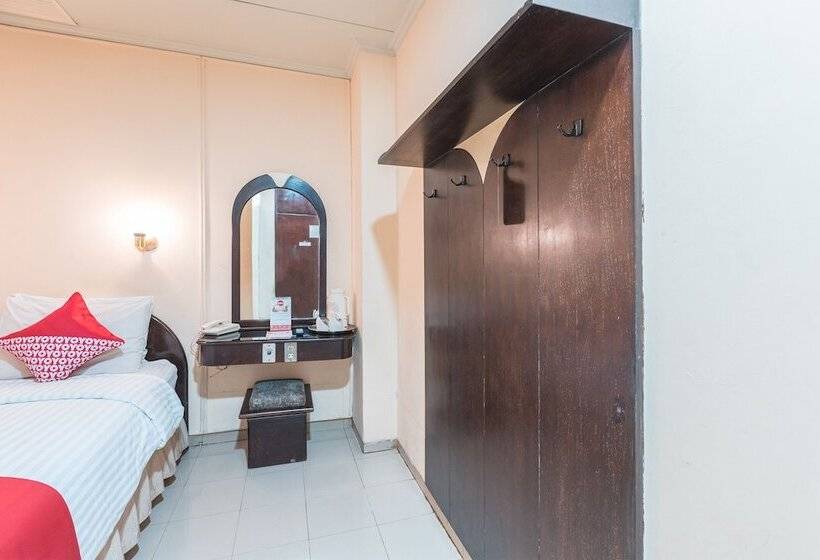 בית מלון כפרי Capitol By Oyo Rooms