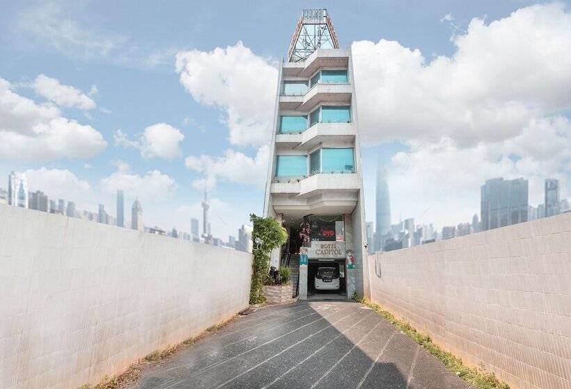 בית מלון כפרי Capitol By Oyo Rooms