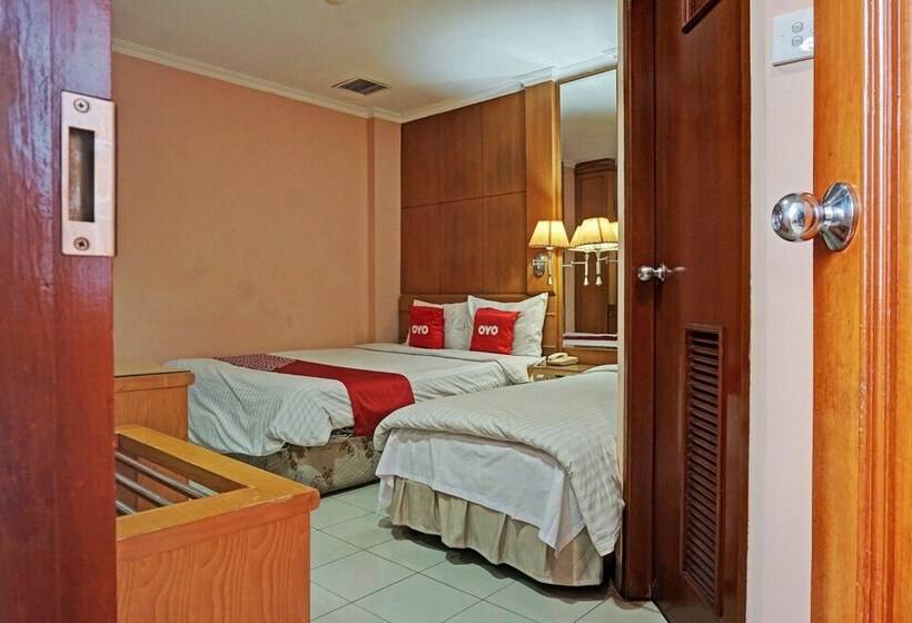 בית מלון כפרי Capitol By Oyo Rooms