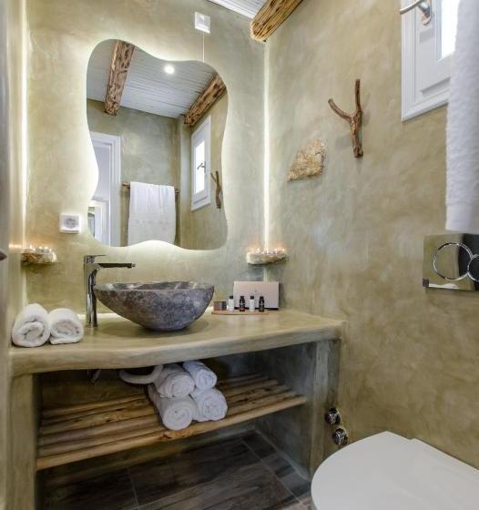 فندق Glaronissi Beach