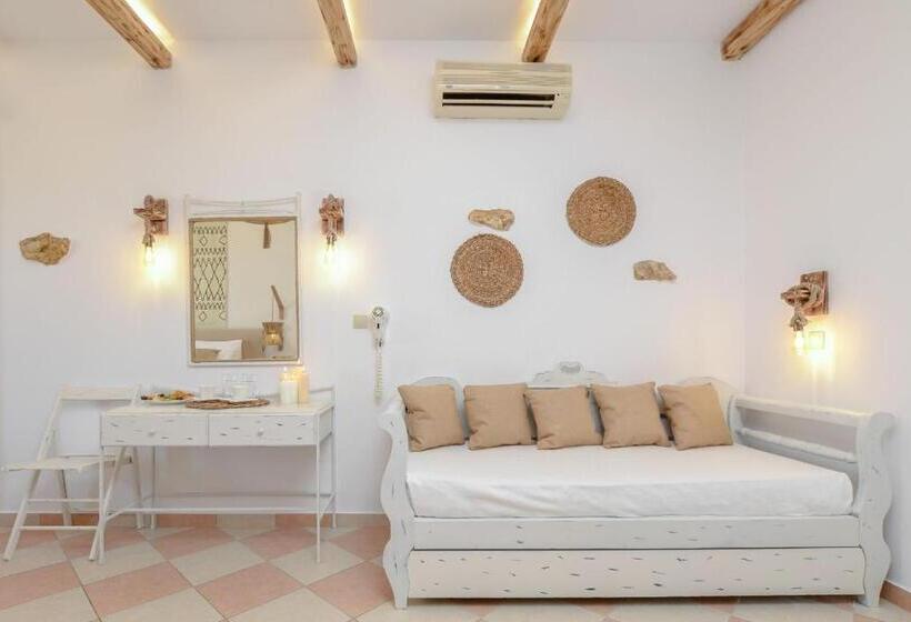 فندق Glaronissi Beach