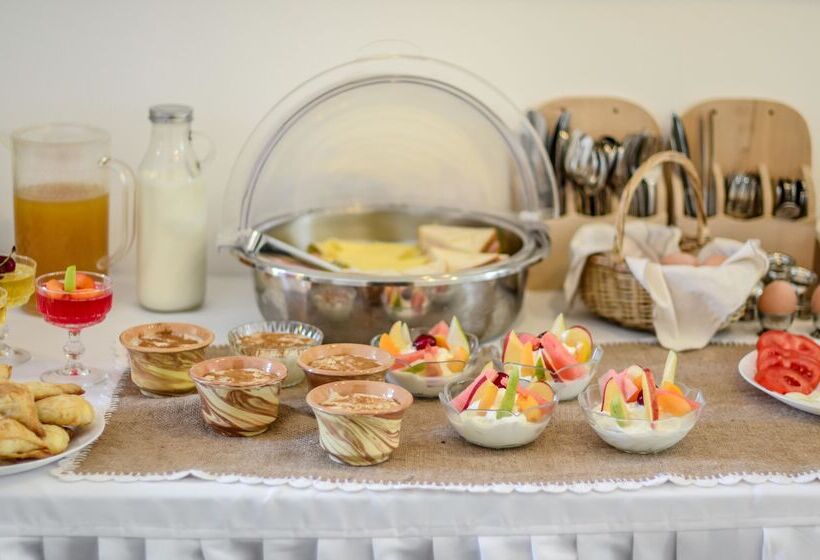 فندق Glaronissi Beach