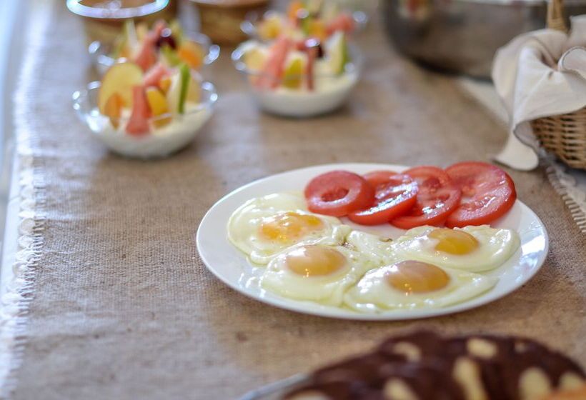 فندق Glaronissi Beach