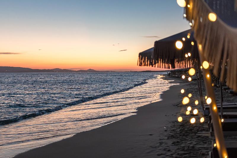 فندق Glaronissi Beach