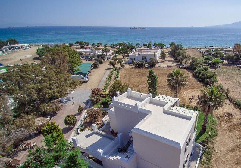 فندق Glaronissi Beach