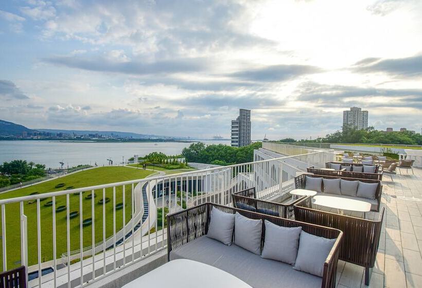 Golden Tulip Fab Hotel New Taipei