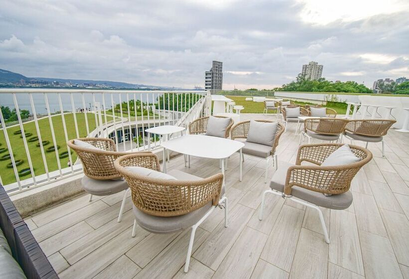 Golden Tulip Fab Hotel New Taipei