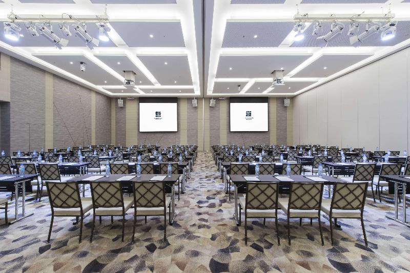 Golden Tulip Fab Hotel New Taipei