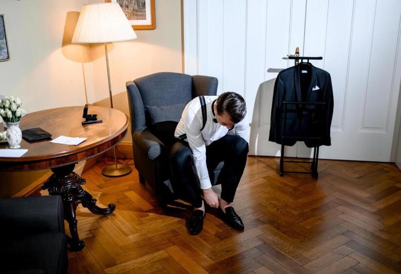 ホテル Hollerbusch