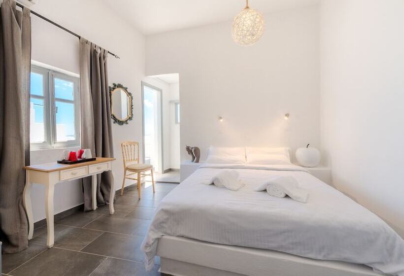 Отель Katris Apartments