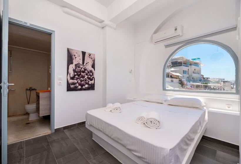 Отель Katris Apartments