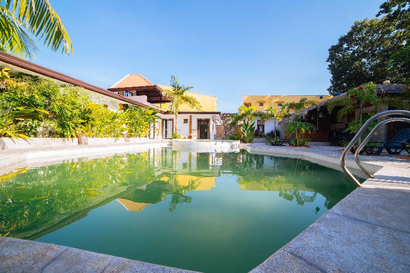 فندق Reddoorz Plus @ Malabanias Angeles City