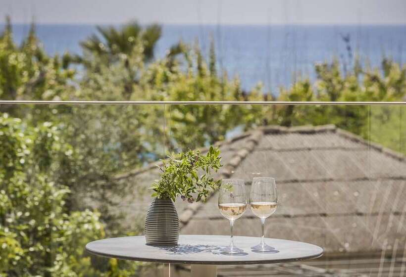 Notos Luxury Studios