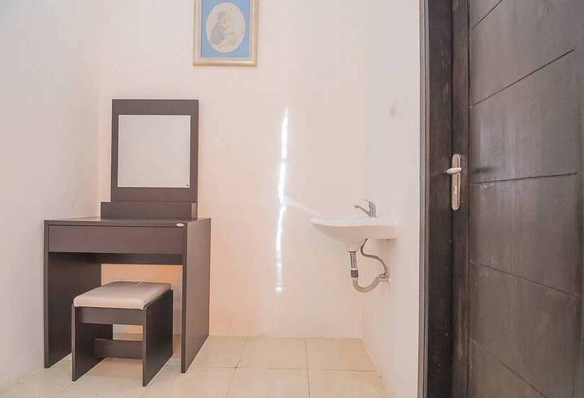 펜션 Reddoorz Near Jatinangor Town Square