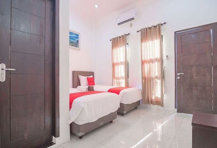 펜션 Reddoorz Near Jatinangor Town Square