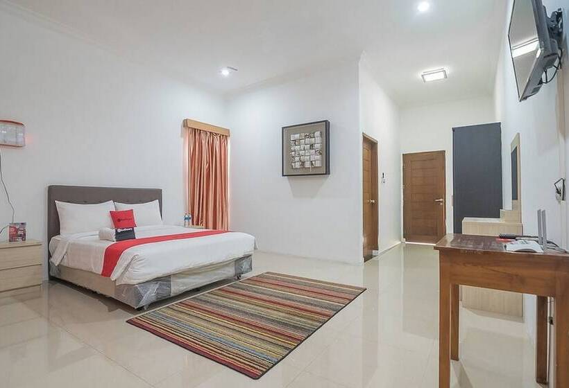 펜션 Reddoorz Near Jatinangor Town Square