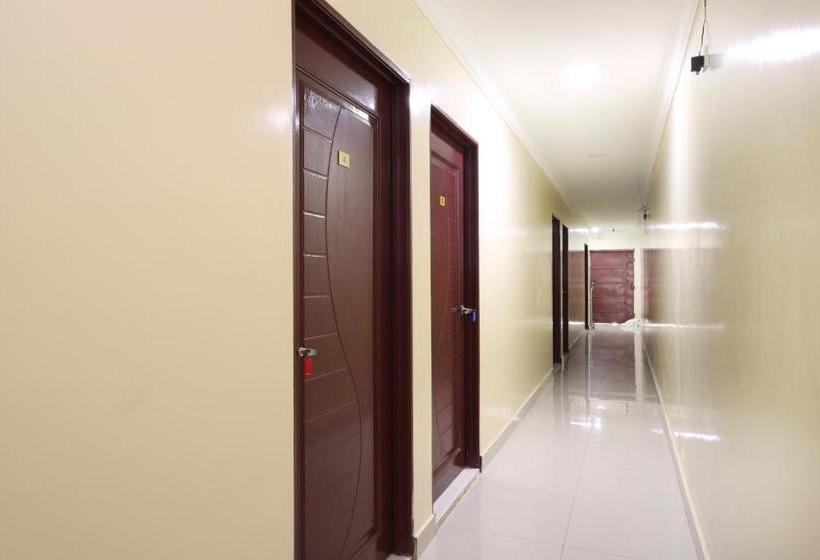 Dynamic Hotel By Oyo Rooms