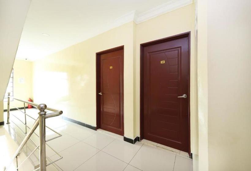 Dynamic Hotel By Oyo Rooms